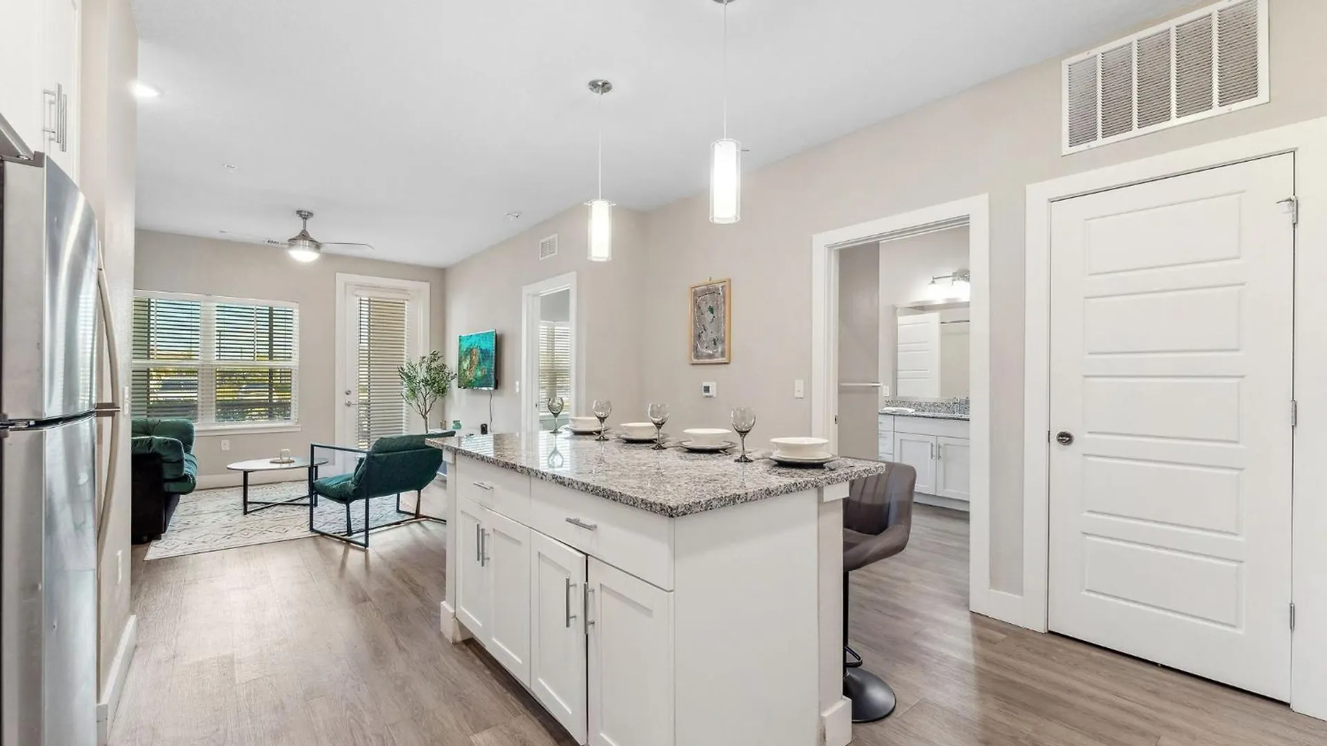 Private Full King-Size Bed Haven, Resort Pool, & Great Pool Orlando United States